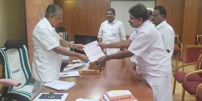 വ്യാപാര മേഖലയിലെ അടിയന്തിര പ്രശ്നങ്ങൾക്ക് പരിഹാരം കാണണം – രാജു അപ്സര വ്യാപാര മേഖലയിലെ അടിയന്തിര പ്രശ്നങ്ങൾക്ക് പരിഹാരം കാണണം – രാജു അപ്സര