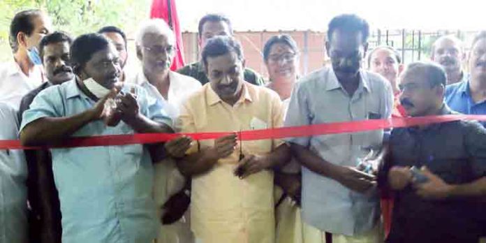 സിപിഐ പ്രമാടം ലോക്കൽ കമ്മിറ്റി ഓഫീസ് ഉദ്ഘാടനം ചെയ്തു സിപിഐ പ്രമാടം ലോക്കൽ കമ്മിറ്റി ഓഫീസ് ഉദ്ഘാടനം ചെയ്തു