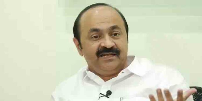 കെഎസ്ആര്ടിസിയെ അടച്ചുപൂട്ടാനാണ് സര്ക്കാര് ശ്രമിക്കുന്നത് : വി.ഡി സതീശന് കെഎസ്ആര്ടിസിയെ അടച്ചുപൂട്ടാനാണ് സര്ക്കാര് ശ്രമിക്കുന്നത് : വി.ഡി സതീശന്