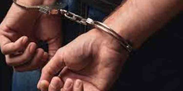 ബിജെപി പ്രവര്ത്തകനെ കൊലപ്പെടുത്താന് ശ്രമം : സിപിഎം ബ്രാഞ്ച് സെക്രട്ടറി അറസ്റ്റില്, കഴുത്തിന് ഗുരുതര പരിക്കേറ്റ ശ്രീയേഷ് ചികിത്സയില് ബിജെപി പ്രവര്ത്തകനെ കൊലപ്പെടുത്താന് ശ്രമം : സിപിഎം ബ്രാഞ്ച് സെക്രട്ടറി അറസ്റ്റില്, കഴുത്തിന് ഗുരുതര പരിക്കേറ്റ ശ്രീയേഷ് ചികിത്സയില്
