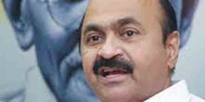 കേന്ദ്ര സര്ക്കാരിനെ പ്രീണിപ്പിച്ച് വീണ്ടും പ്രതിപക്ഷ നേതാവ് വി.ഡി സതീശന് കേന്ദ്ര സര്ക്കാരിനെ പ്രീണിപ്പിച്ച് വീണ്ടും പ്രതിപക്ഷ നേതാവ് വി.ഡി സതീശന്