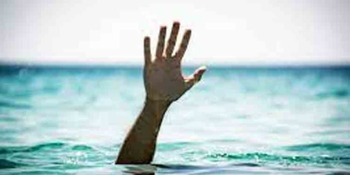 ഒഴുക്കില്പെട്ട ആദിവാസി ബാലനായി തിരച്ചിൽ തുടരുന്നു ഒഴുക്കില്പെട്ട ആദിവാസി ബാലനായി തിരച്ചിൽ തുടരുന്നു