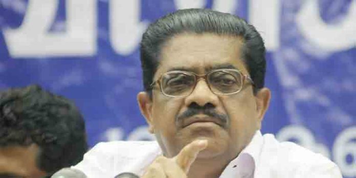 മധുകൊലക്കേസ് : സാക്ഷികളുടെ കൂറുമാറ്റം തടയാൻ സർക്കാരിനാകുന്നില്ല,കേരളത്തിന് അപമാനകരം : വിഎം സുധീരൻ മധുകൊലക്കേസ് : സാക്ഷികളുടെ കൂറുമാറ്റം തടയാൻ സർക്കാരിനാകുന്നില്ല,കേരളത്തിന് അപമാനകരം : വിഎം സുധീരൻ