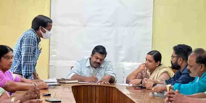 ഐരവൺ പാലം നവംബറിൽ ടെൻഡർ ചെയ്യും : കെ.യു ജനീഷ് കുമാർ എംഎൽഎ ഐരവൺ പാലം നവംബറിൽ ടെൻഡർ ചെയ്യും : കെ.യു ജനീഷ് കുമാർ എംഎൽഎ