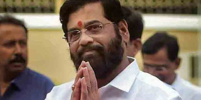 മഹാരാഷ്ട്രയിലെ മന്ത്രിസഭാ വികസനം ഇന്ന് ; 14 മന്ത്രിമാര് ഇന്ന് സത്യപ്രതിജ്ഞ ചെയ്യും മഹാരാഷ്ട്രയിലെ മന്ത്രിസഭാ വികസനം ഇന്ന് ; 14 മന്ത്രിമാര് ഇന്ന് സത്യപ്രതിജ്ഞ ചെയ്യും