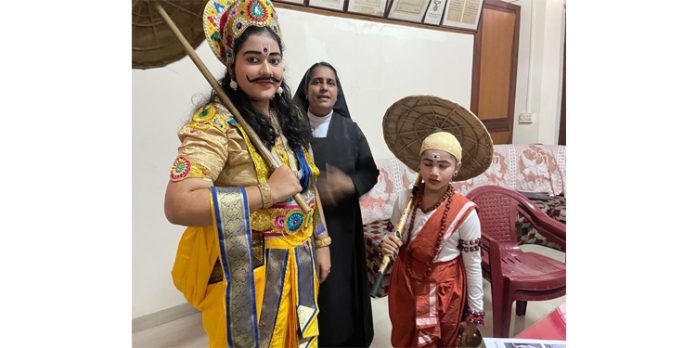 കഞ്ഞിക്കുഴി മൗണ്ട് കാർമ്മൽ സ്കൂളിൽ ഓണാഘോഷം നടത്തി ; മാവേലികളായി പെൺകുട്ടികൾ കഞ്ഞിക്കുഴി മൗണ്ട് കാർമ്മൽ സ്കൂളിൽ ഓണാഘോഷം നടത്തി ; മാവേലികളായി പെൺകുട്ടികൾ