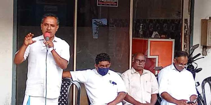 കെ റെയിൽ വിരുദ്ധ പ്രതിഷേധ യോഗം നടന്നു കെ റെയിൽ വിരുദ്ധ പ്രതിഷേധ യോഗം നടന്നു