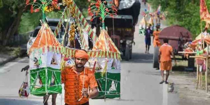 പശ്ചിമംബംഗാളിലെ കൂച്ച് ബെഹാറില് വൈദ്യുതാഘാതമേറ്റ് 10 തീര്ഥാടകര് മരിച്ചു പശ്ചിമംബംഗാളിലെ കൂച്ച് ബെഹാറില് വൈദ്യുതാഘാതമേറ്റ് 10 തീര്ഥാടകര് മരിച്ചു