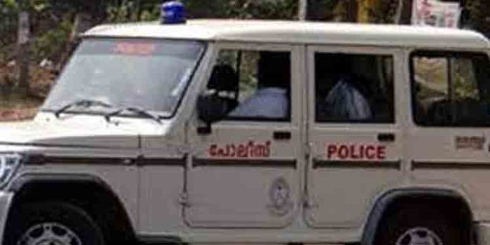 കൊച്ചിയില് ഒരാളെ കുത്തിക്കൊന്ന സംഭവം; പ്രതിക്കായി വ്യാപക തിരച്ചില് കൊച്ചിയില് ഒരാളെ കുത്തിക്കൊന്ന സംഭവം; പ്രതിക്കായി വ്യാപക തിരച്ചില്