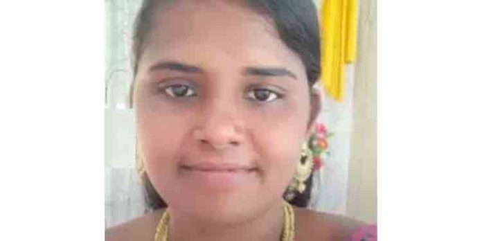 ഭര്ത്താവുമായി വീഡിയോ കോളില് സംസാരിക്കുന്നതിനിടെ യുവതി തൂങ്ങിമരിച്ചു ഭര്ത്താവുമായി വീഡിയോ കോളില് സംസാരിക്കുന്നതിനിടെ യുവതി തൂങ്ങിമരിച്ചു