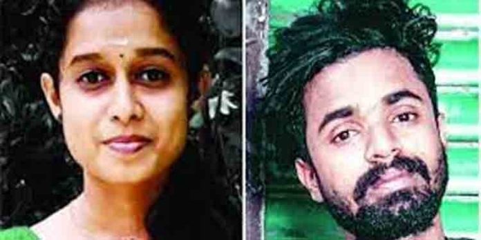 ഡി.വൈ.എഫ്.ഐ വനിത നേതാവിനെ കഴുത്ത് ഞെരിച്ച് കൊലപ്പെടുത്തിയ പ്രതിയെ റിമാന്ഡ് ചെയ്തു ഡി.വൈ.എഫ്.ഐ വനിത നേതാവിനെ കഴുത്ത് ഞെരിച്ച് കൊലപ്പെടുത്തിയ പ്രതിയെ റിമാന്ഡ് ചെയ്തു