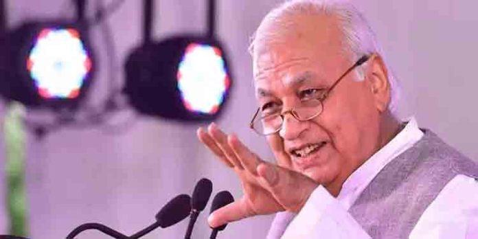 സ്വാതന്ത്ര്യദിനത്തിത്തോടനുബന്ധിച്ച് മന്ത്രിമാര്ക്കും പൗരപ്രമുഖര്ക്കുമായി ഗവര്ണര് ഒരുക്കുന്ന വിരുന്ന് ഇക്കുറിയും ഗവര്ണര് ആരിഫ് മുഹമ്മദ് ഖാന് ഒഴിവാക്കി സ്വാതന്ത്ര്യദിനത്തിത്തോടനുബന്ധിച്ച് മന്ത്രിമാര്ക്കും പൗരപ്രമുഖര്ക്കുമായി ഗവര്ണര് ഒരുക്കുന്ന വിരുന്ന് ഇക്കുറിയും ഗവര്ണര് ആരിഫ് മുഹമ്മദ് ഖാന് ഒഴിവാക്കി