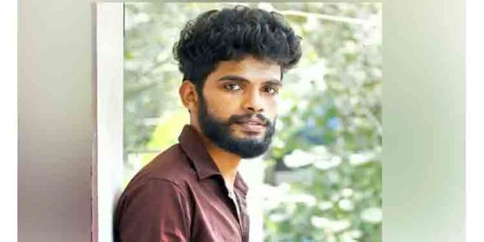 റോഡില് മര്ദനമേറ്റു കിടന്ന യുവാവ് മരിച്ചു റോഡില് മര്ദനമേറ്റു കിടന്ന യുവാവ് മരിച്ചു