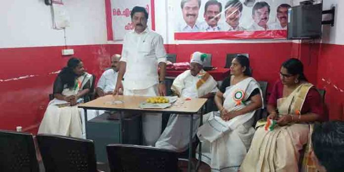 പുതുതലമുറയെ വളർത്തിയെടുക്കുന്നതിൽ സ്ത്രീകൾ വഹിക്കുന്ന പങ്ക് നിസ്തുലം ; മന്ത്രി റോഷി അഗസ്റ്റിൻ പുതുതലമുറയെ വളർത്തിയെടുക്കുന്നതിൽ സ്ത്രീകൾ വഹിക്കുന്ന പങ്ക് നിസ്തുലം ; മന്ത്രി റോഷി അഗസ്റ്റിൻ