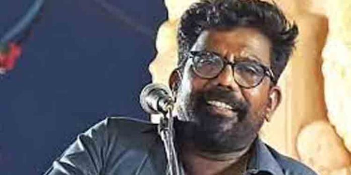 പെരിയാറിന്റെ പ്രതിമ തകര്ക്കാന് ആഹ്വാനം ; കനല് കണ്ണന് അറസ്റ്റില് പെരിയാറിന്റെ പ്രതിമ തകര്ക്കാന് ആഹ്വാനം ; കനല് കണ്ണന് അറസ്റ്റില്