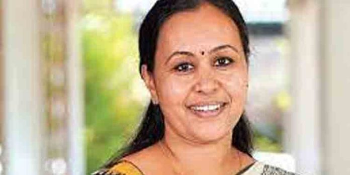 ആശുപത്രിയുടെ ഗേറ്റ് മുതല് എല്ലാ രംഗത്തും സൗഹൃദ അന്തരീക്ഷം ഉറപ്പുവരുത്തും : മന്ത്രി വീണ ജോര്ജ് ആശുപത്രിയുടെ ഗേറ്റ് മുതല് എല്ലാ രംഗത്തും സൗഹൃദ അന്തരീക്ഷം ഉറപ്പുവരുത്തും : മന്ത്രി വീണ ജോര്ജ്