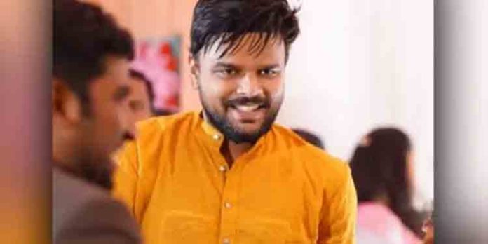 ചലച്ചിത്ര നിരൂപകന് കൗശിക് എല് എം അന്തരിച്ചു ചലച്ചിത്ര നിരൂപകന് കൗശിക് എല് എം അന്തരിച്ചു