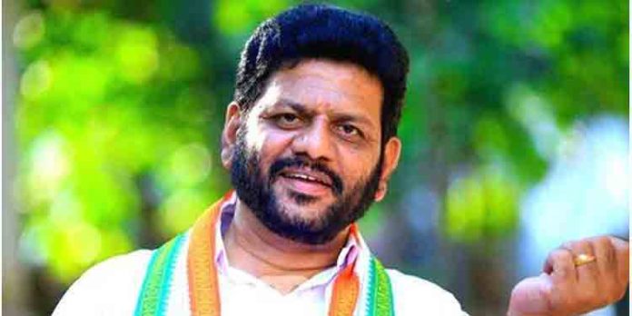 ഷാജഹാന് വധക്കേസിലെ പ്രതികള് സിപിഎമ്മുകാര് തന്നെ : വി കെ ശ്രീകണ്ഠന് എംപി ഷാജഹാന് വധക്കേസിലെ പ്രതികള് സിപിഎമ്മുകാര് തന്നെ : വി കെ ശ്രീകണ്ഠന് എംപി