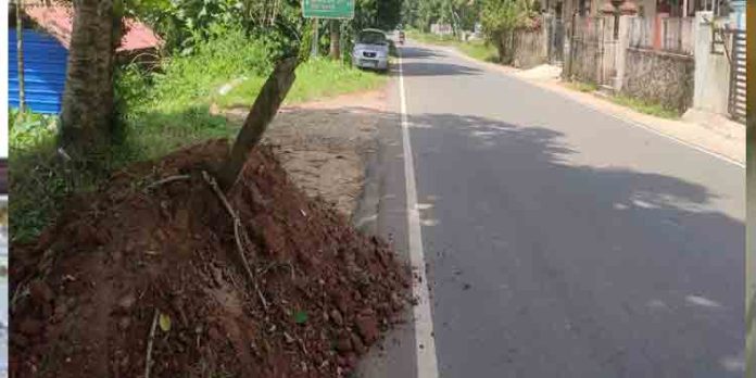 ചന്ദനപ്പള്ളി റോഡിലെ കാവുങ്കൽ ബിൾഡേഴ്സിന്റെ ആശാസ്ത്രീയമായ പണികൾ വീണ്ടും തുടർക്കഥ ചന്ദനപ്പള്ളി റോഡിലെ കാവുങ്കൽ ബിൾഡേഴ്സിന്റെ ആശാസ്ത്രീയമായ പണികൾ വീണ്ടും തുടർക്കഥ