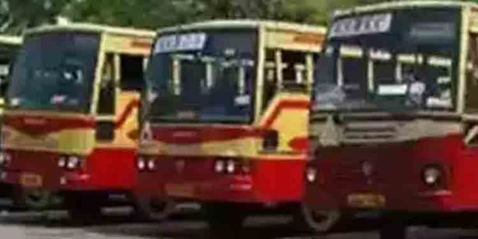 കെഎസ്ആര്ടിസി യൂണിയനുകളുമായി നടത്തിയ മന്ത്രിതല ചര്ച്ച പരാജയം കെഎസ്ആര്ടിസി യൂണിയനുകളുമായി നടത്തിയ മന്ത്രിതല ചര്ച്ച പരാജയം