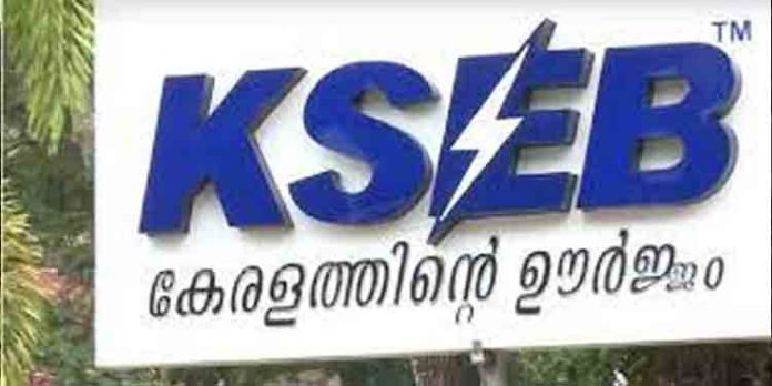 കുറഞ്ഞ നിരക്കില് വൈദ്യുതി ലഭ്യമാക്കാന് ലിഗ്നൈറ്റ് കോര്പറേഷന് തയ്യാര് ; കരാറില് ഒപ്പുവയ്ക്കാതെ കെഎസ്ഇബി കുറഞ്ഞ നിരക്കില് വൈദ്യുതി ലഭ്യമാക്കാന് ലിഗ്നൈറ്റ് കോര്പറേഷന് തയ്യാര് ; കരാറില് ഒപ്പുവയ്ക്കാതെ കെഎസ്ഇബി