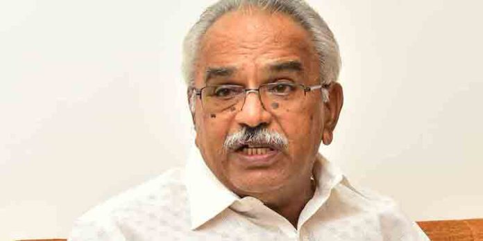 പല പ്രധാന വിഷയങ്ങളിലും കാനം രാജേന്ദ്രന് മൗനം പാലിക്കുന്നു ; വിമര്ശനം പല പ്രധാന വിഷയങ്ങളിലും കാനം രാജേന്ദ്രന് മൗനം പാലിക്കുന്നു ; വിമര്ശനം