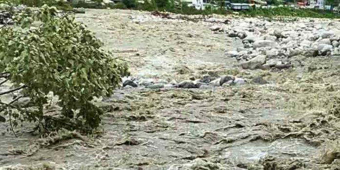 ഉത്തരാഖണ്ഡില് മേഘവിസ്ഫോടനം ഉത്തരാഖണ്ഡില് മേഘവിസ്ഫോടനം