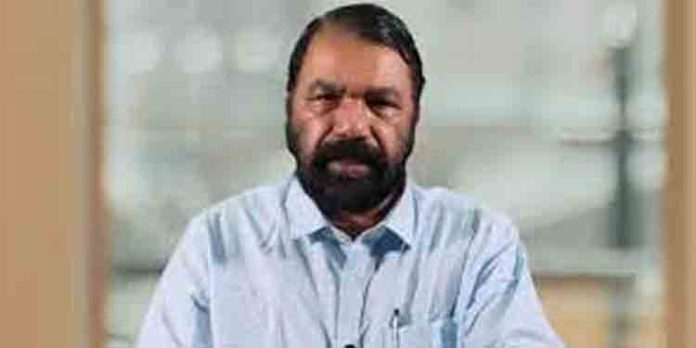 മന്ത്രി വി.ശിവന്കുട്ടിയുടെ ഓഫീസിലെ പേഴ്സണല് സ്റ്റാഫുകളുടെ ശമ്പളം ഉയര്ത്തി മന്ത്രി വി.ശിവന്കുട്ടിയുടെ ഓഫീസിലെ പേഴ്സണല് സ്റ്റാഫുകളുടെ ശമ്പളം ഉയര്ത്തി