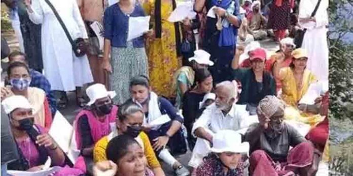 വിഴിഞ്ഞം തുറമുഖത്ത് മത്സ്യത്തൊഴിലാളികളുടെ ഉപരോധ സമരം ഇന്നും തുടരും വിഴിഞ്ഞം തുറമുഖത്ത് മത്സ്യത്തൊഴിലാളികളുടെ ഉപരോധ സമരം ഇന്നും തുടരും
