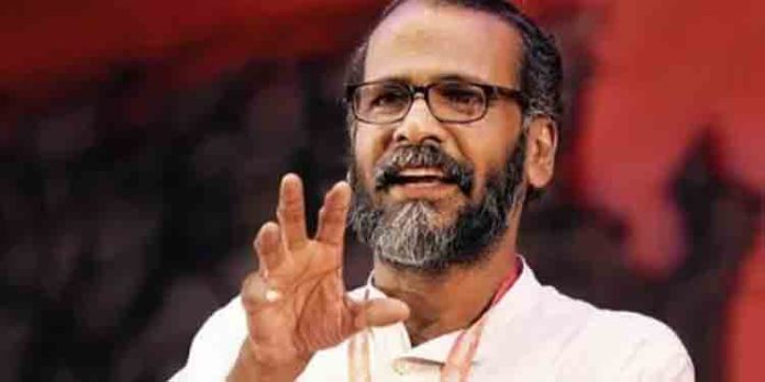 ഭരണഘടനയുടെ കാതല് ദുര്ബലപ്പെടാതിരിക്കാന് ജനങ്ങള് മൂല്യം ഉള്ക്കൊണ്ട് കൂട്ടായ പ്രവര്ത്തനം നടത്തുക ; ഡോ.സുനില് പി ഇളയിടം ഭരണഘടനയുടെ കാതല് ദുര്ബലപ്പെടാതിരിക്കാന് ജനങ്ങള് മൂല്യം ഉള്ക്കൊണ്ട് കൂട്ടായ പ്രവര്ത്തനം നടത്തുക ; ഡോ.സുനില് പി ഇളയിടം