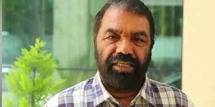 അര്ഹരായ എല്ലാവരെയും ക്ഷേമനിധിയില് ചേര്ക്കാന് നടപടിയെടുക്കണം : വി.ശിവന്കുട്ടി അര്ഹരായ എല്ലാവരെയും ക്ഷേമനിധിയില് ചേര്ക്കാന് നടപടിയെടുക്കണം : വി.ശിവന്കുട്ടി