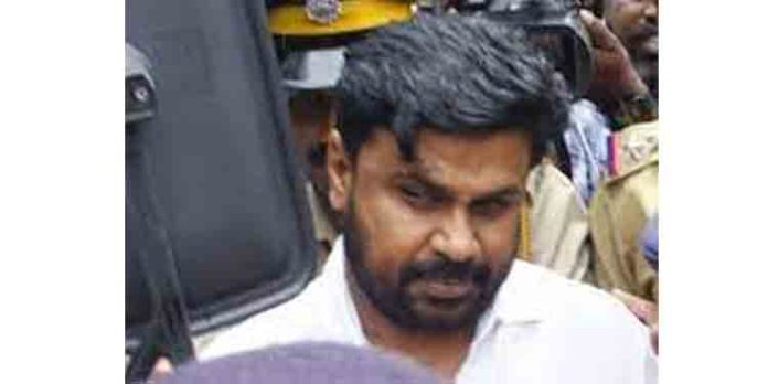 അതിജീവിതയുടെ ഹര്ജിയില് ഹൈക്കോടതി അടച്ചിട്ട മുറിയില് വാദം കേള്ക്കും അതിജീവിതയുടെ ഹര്ജിയില് ഹൈക്കോടതി അടച്ചിട്ട മുറിയില് വാദം കേള്ക്കും