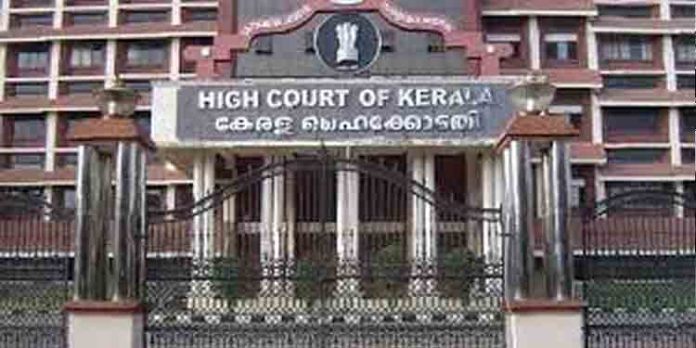 അട്ടപ്പാടി മധു വധക്കേസില് പ്രതികളുടെ ജാമ്യം റദ്ദാക്കിയ വിചാരണക്കോടതി നടപടി ഹൈക്കോടതി സ്റ്റേ ചെയ്തു അട്ടപ്പാടി മധു വധക്കേസില് പ്രതികളുടെ ജാമ്യം റദ്ദാക്കിയ വിചാരണക്കോടതി നടപടി ഹൈക്കോടതി സ്റ്റേ ചെയ്തു