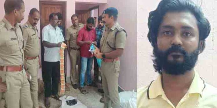 ചെങ്ങന്നൂരില് നിന്ന് 72,000 പാക്കറ്റ് ഹാന്സ് പിടികൂടി ചെങ്ങന്നൂരില് നിന്ന് 72,000 പാക്കറ്റ് ഹാന്സ് പിടികൂടി