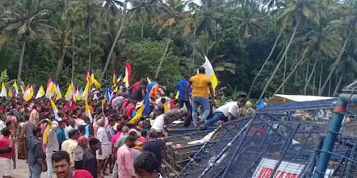 തുറമുഖ നിർമാണം നിർത്തിവയ്ക്കാതെ സമരം നിർത്തില്ലെന്ന് വിഴിഞ്ഞം സമരസമിതി തുറമുഖ നിർമാണം നിർത്തിവയ്ക്കാതെ സമരം നിർത്തില്ലെന്ന് വിഴിഞ്ഞം സമരസമിതി
