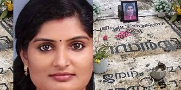 ഡെന്സി ആന്റണിയുടെ മൃതദേഹം റീ പോസ്റ്റ്മോര്ട്ടം ചെയ്തു ഡെന്സി ആന്റണിയുടെ മൃതദേഹം റീ പോസ്റ്റ്മോര്ട്ടം ചെയ്തു