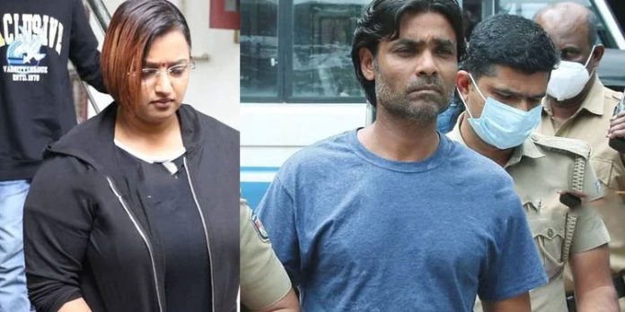 സ്വപ്നയ്ക്ക് വ്യാജസർട്ടിഫിക്കറ്റ് ഉണ്ടാക്കി നൽകിയയാളെ തലസ്ഥാനത്തെത്തിച്ചു സ്വപ്നയ്ക്ക് വ്യാജസർട്ടിഫിക്കറ്റ് ഉണ്ടാക്കി നൽകിയയാളെ തലസ്ഥാനത്തെത്തിച്ചു