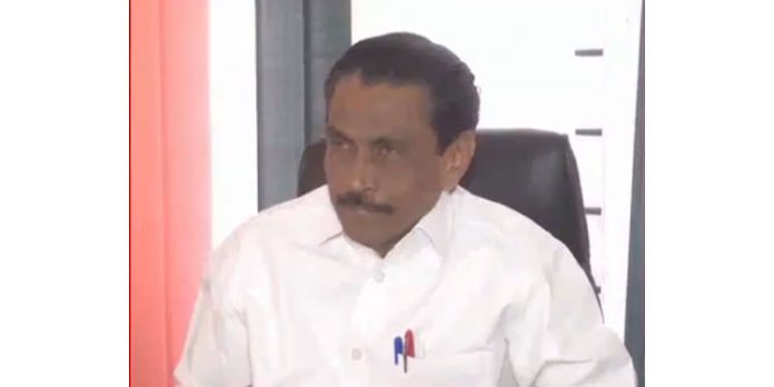 കോണ്ഗ്രസ് മണ്ഡലം പ്രസിഡന്റിനെ തെറി വിളിച്ച് ഡിസിസി പ്രസിഡന്റ് കോണ്ഗ്രസ് മണ്ഡലം പ്രസിഡന്റിനെ തെറി വിളിച്ച് ഡിസിസി പ്രസിഡന്റ്
