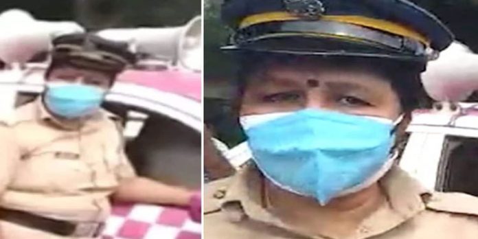 എട്ടു വയസ്സുകാരിയേയും പിതാവിനേയും അപമാനിച്ച സംഭവം ; 50,000 രൂപ നല്കാമെന്ന് പിങ്ക് പോലീസ് ഉദ്യോഗസ്ഥ എട്ടു വയസ്സുകാരിയേയും പിതാവിനേയും അപമാനിച്ച സംഭവം ; 50,000 രൂപ നല്കാമെന്ന് പിങ്ക് പോലീസ് ഉദ്യോഗസ്ഥ