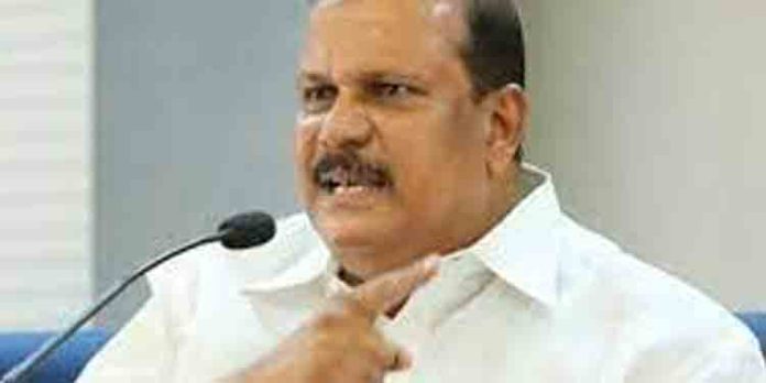 ‘ഫാരിസ് അബൂബക്കര് മുഹമ്മദ് റിയാസിന്റെ അമ്മാവന്’ ; ഗുരുതരാരോപണങ്ങളുമായി പി.സി ജോര്ജ് ‘ഫാരിസ് അബൂബക്കര് മുഹമ്മദ് റിയാസിന്റെ അമ്മാവന്’ ; ഗുരുതരാരോപണങ്ങളുമായി പി.സി ജോര്ജ്