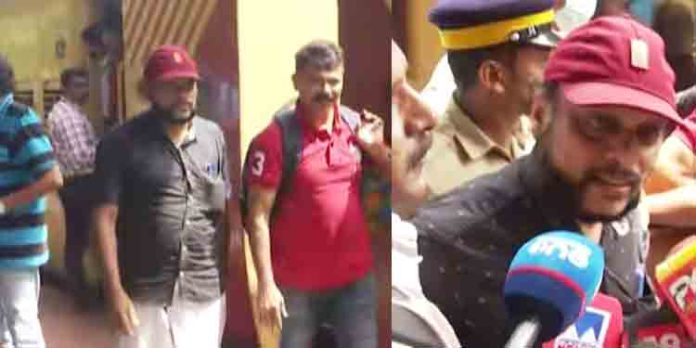 നഗരസഭയുടെ ഭാഗത്തുനിന്നും ഇനി ബുദ്ധിമുട്ട് ഉണ്ടാകില്ലെന്ന് നേതാക്കള് നഗരസഭയുടെ ഭാഗത്തുനിന്നും ഇനി ബുദ്ധിമുട്ട് ഉണ്ടാകില്ലെന്ന് നേതാക്കള്