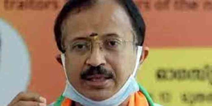 സിപിഎം ജില്ലാ കമ്മിറ്റി ഓഫീസിനു നേരെയുണ്ടായ കല്ലേറിനു പിന്നില് ബിജെപിക്ക് പങ്കില്ല ; കേന്ദ്ര മന്ത്രി വി.മുരളീധരന് സിപിഎം ജില്ലാ കമ്മിറ്റി ഓഫീസിനു നേരെയുണ്ടായ കല്ലേറിനു പിന്നില് ബിജെപിക്ക് പങ്കില്ല ; കേന്ദ്ര മന്ത്രി വി.മുരളീധരന്