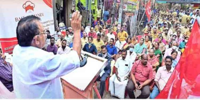 തലസ്ഥാനത്തെ കലാപഭൂമിയാക്കാന് ആര്എസ്എസ് അജന്ഡ തലസ്ഥാനത്തെ കലാപഭൂമിയാക്കാന് ആര്എസ്എസ് അജന്ഡ