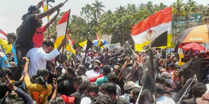 വിഴിഞ്ഞത്ത് ലത്തീൻ അതിരൂപതയുടെ തുറമുഖ വിരുദ്ധ സമരം ഇന്ന് പതിനാറാംദിനം വിഴിഞ്ഞത്ത് ലത്തീൻ അതിരൂപതയുടെ തുറമുഖ വിരുദ്ധ സമരം ഇന്ന് പതിനാറാംദിനം
