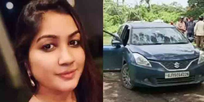 ഗായികയെ കാറിനുള്ളില് മരിച്ച നിലയില് കണ്ടെത്തി ഗായികയെ കാറിനുള്ളില് മരിച്ച നിലയില് കണ്ടെത്തി