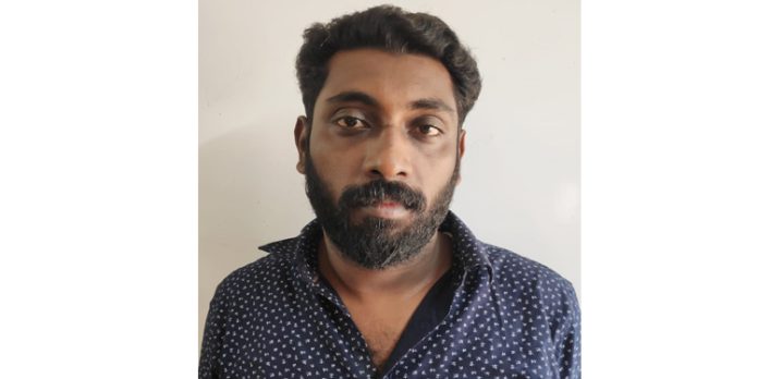 കുപ്രസിദ്ധ ഗുണ്ടയെ കാപ്പാ ചുമത്തി ജയിലിലടച്ചു കുപ്രസിദ്ധ ഗുണ്ടയെ കാപ്പാ ചുമത്തി ജയിലിലടച്ചു
