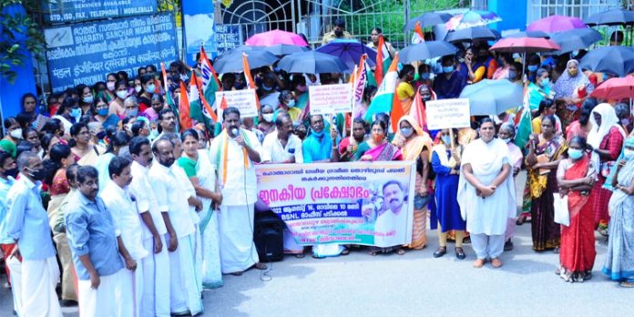 മഹാത്മാ ഗാന്ധി ഗ്രാമീണ തൊഴിലുറപ്പ് പദ്ധതിയുടെ പിതൃത്വം അവകാശപ്പെടുന്ന സി പി എം നടപടി പരിഹാസ്യം ; ഐഎൻടിയുസി മഹാത്മാ ഗാന്ധി ഗ്രാമീണ തൊഴിലുറപ്പ് പദ്ധതിയുടെ പിതൃത്വം അവകാശപ്പെടുന്ന സി പി എം നടപടി പരിഹാസ്യം ; ഐഎൻടിയുസി