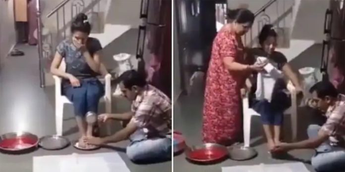 പാല് കൊണ്ട് മകളുടെ കാല് കഴുകി അത് കുടിച്ച് അച്ഛനും അമ്മയും ; വീഡിയോ വൈറല് പാല് കൊണ്ട് മകളുടെ കാല് കഴുകി അത് കുടിച്ച് അച്ഛനും അമ്മയും ; വീഡിയോ വൈറല്