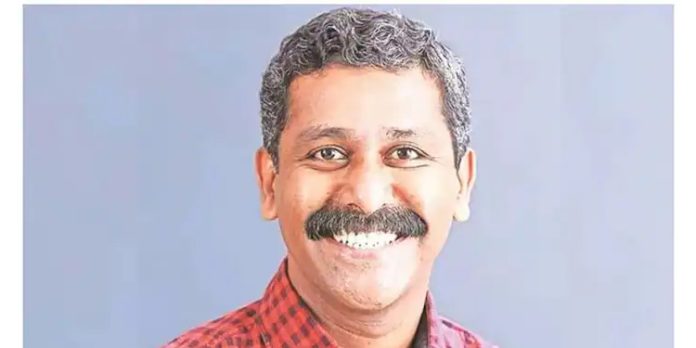രണ്ജിത്ത് വധക്കേസ് വിചാരണ മാവേലിക്കര കോടതിയിലേക്ക് മാറ്റാൻ ഹൈക്കോടതി ഉത്തരവ് രണ്ജിത്ത് വധക്കേസ് വിചാരണ മാവേലിക്കര കോടതിയിലേക്ക് മാറ്റാൻ ഹൈക്കോടതി ഉത്തരവ്