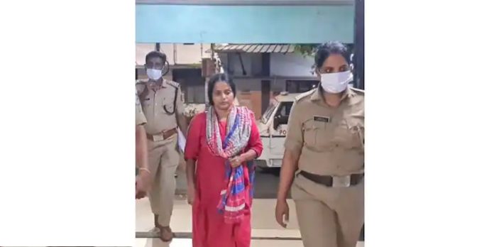 കുന്നംകുളത്ത് മാതാവിനെ കൊലപ്പെടുത്തിയ കേസ് ; പ്രതിക്കായി പോലീസ് കസ്റ്റഡി അപേക്ഷ നൽകും കുന്നംകുളത്ത് മാതാവിനെ കൊലപ്പെടുത്തിയ കേസ് ; പ്രതിക്കായി പോലീസ് കസ്റ്റഡി അപേക്ഷ നൽകും